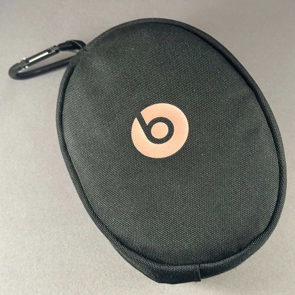 Beats By Dre Black Headphone Carrying Case with Rose‎ Gold Logo and Carabiner